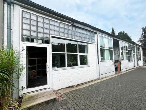 Büro-Ausstellungsflächen mit Loftcharakter